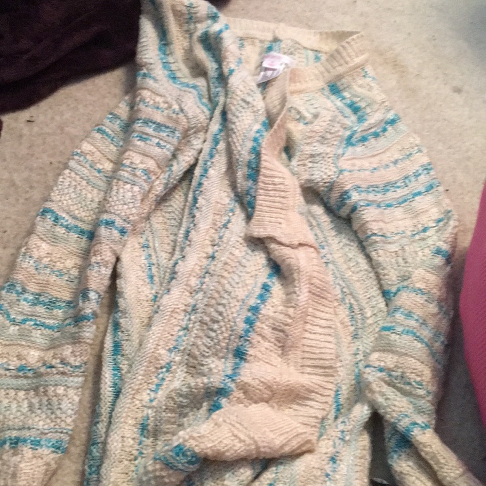 Long sleeve sweater